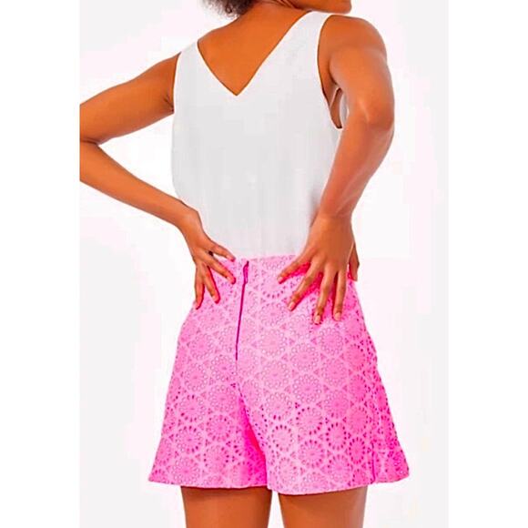 Lilly Pulitzer Faye Skort in Prosecco Pink Neon Geo Eyelet Size 00 Beachy Resort - Picture 11 of 11